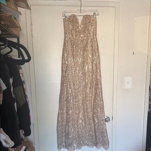 TFNC Strapless Sequin Formal Gown in Champagne Size 12